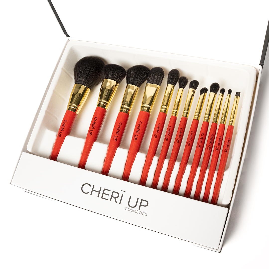 CHERRY BRUSHES CHERĪ UP
